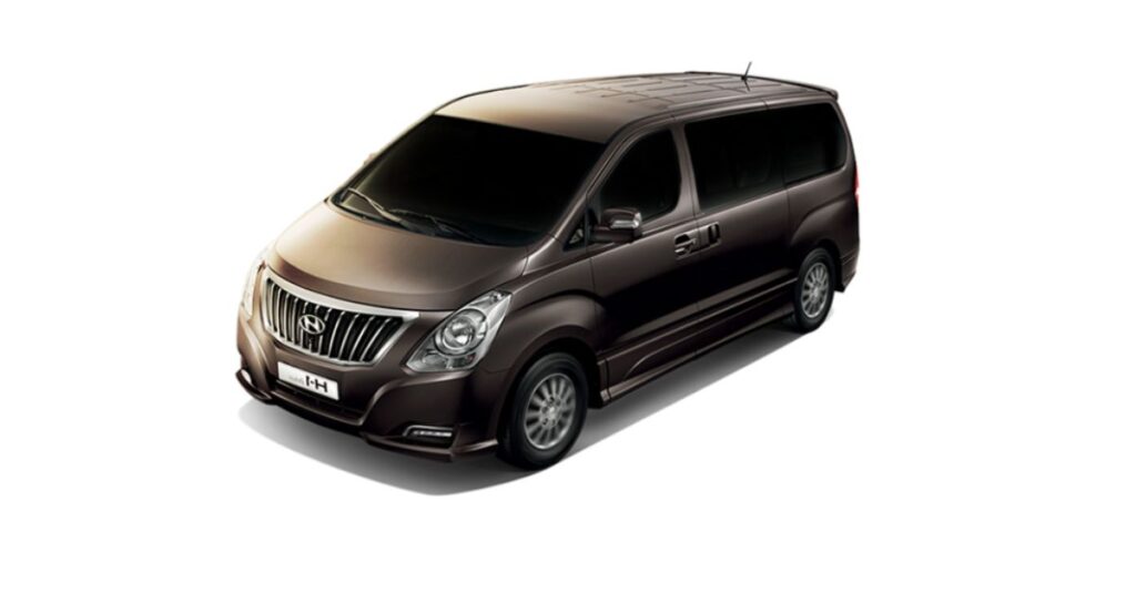 เช่ารถพร้อมคนขับ Hyundai H1ราคาเริ่มต้นที่ 3,500 บาท/วัน